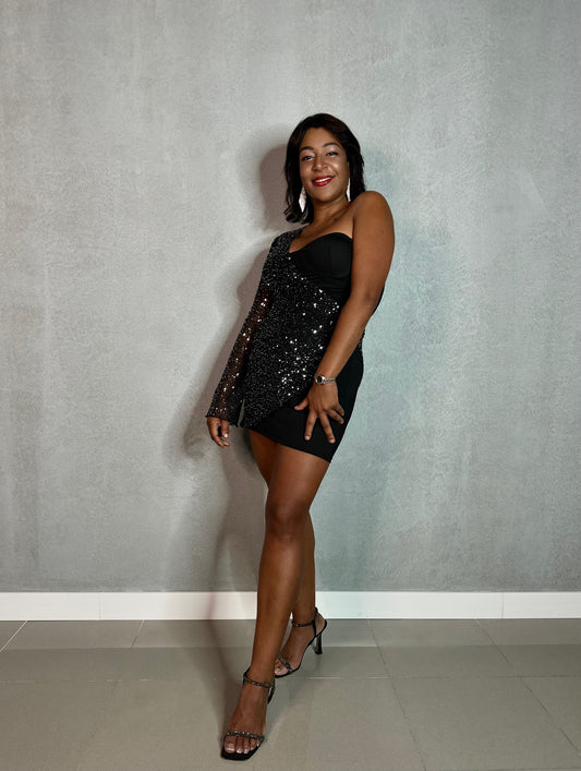 Robe à sequins argentés